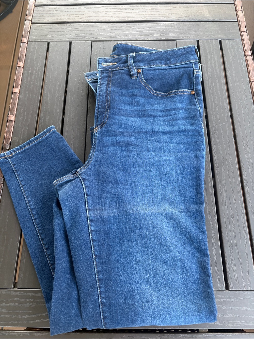 Chico's Skinny Ankle Jeans in Medium Blue Wash
